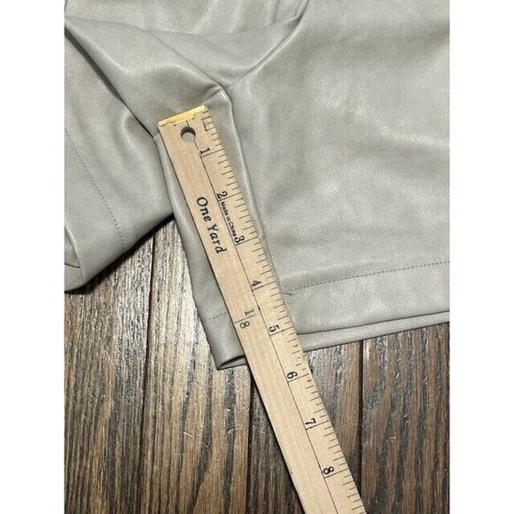 Avec Les Filles Faux Leather High Waisted Drawstring Light Gray 2X NWT - Picture 2 of 10